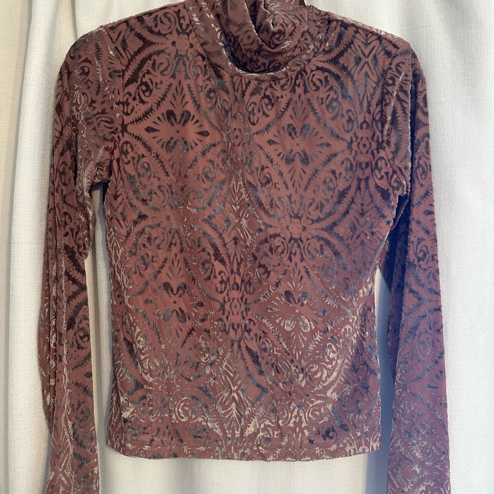 Pink Lily Maroon top